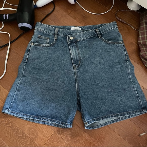 Oak+Fort crossover denim short - Picture 2 of 5